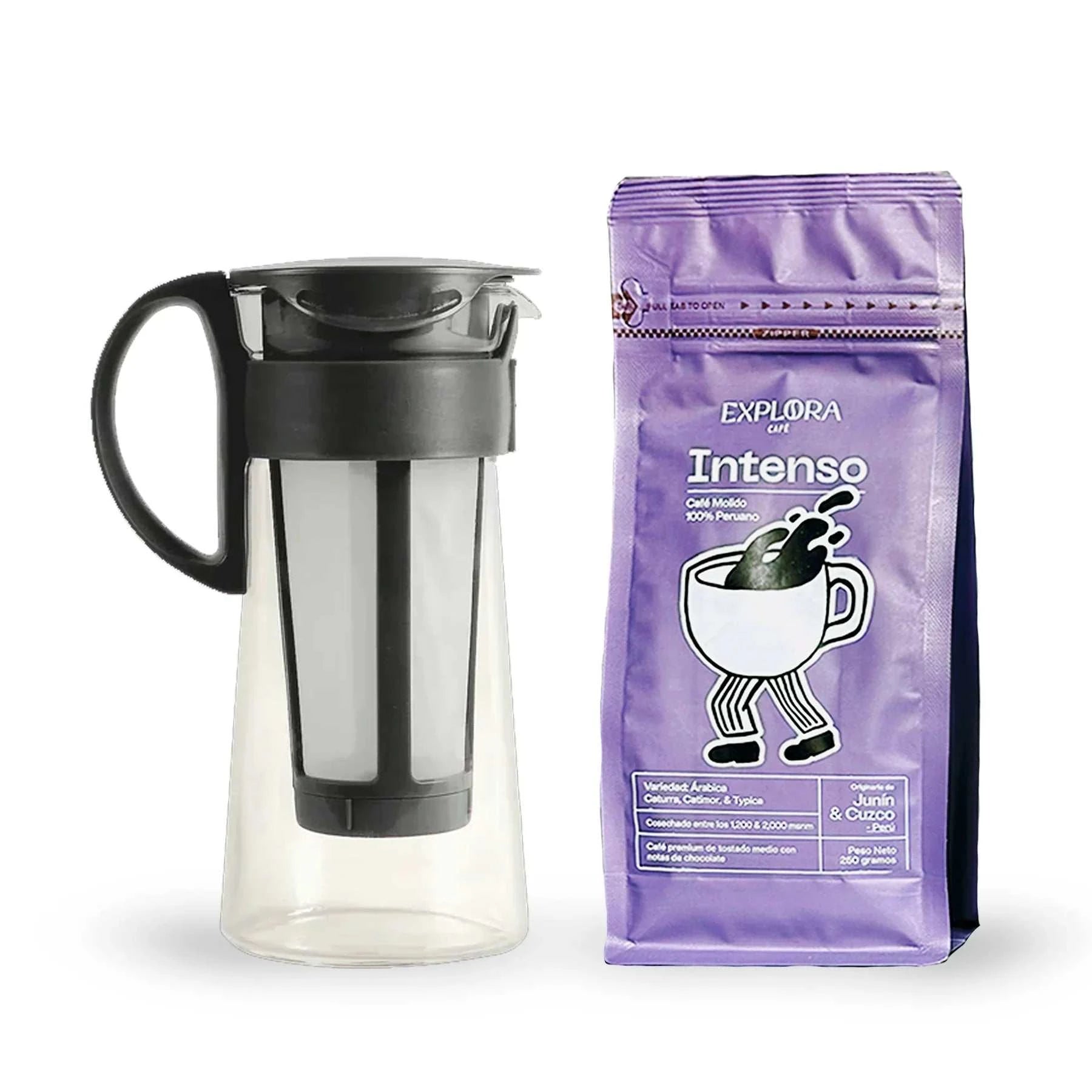 Cafetera para Cold Brew Mizudashi Negro de 600ml junto a paquete de café molido.