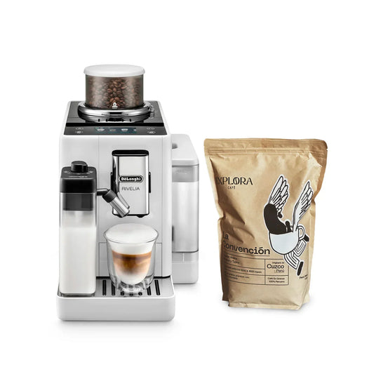 White Delonghi super-automatic coffee machine Rivelia with 1kg Explora Convención coffee beans.