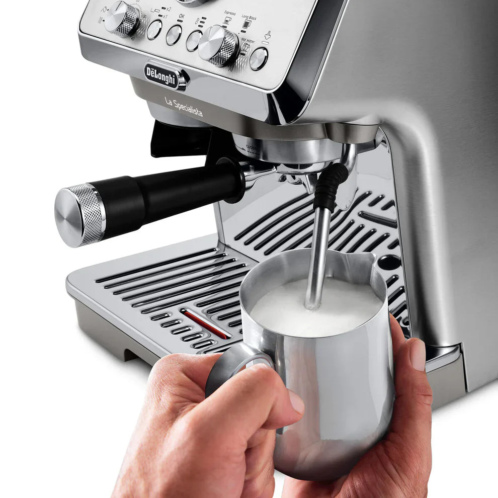 Delonghi La Specialista Arte Evo compact coffee machine with grinder and steam wand for espresso and cold brew preparation